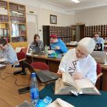 За описаниями